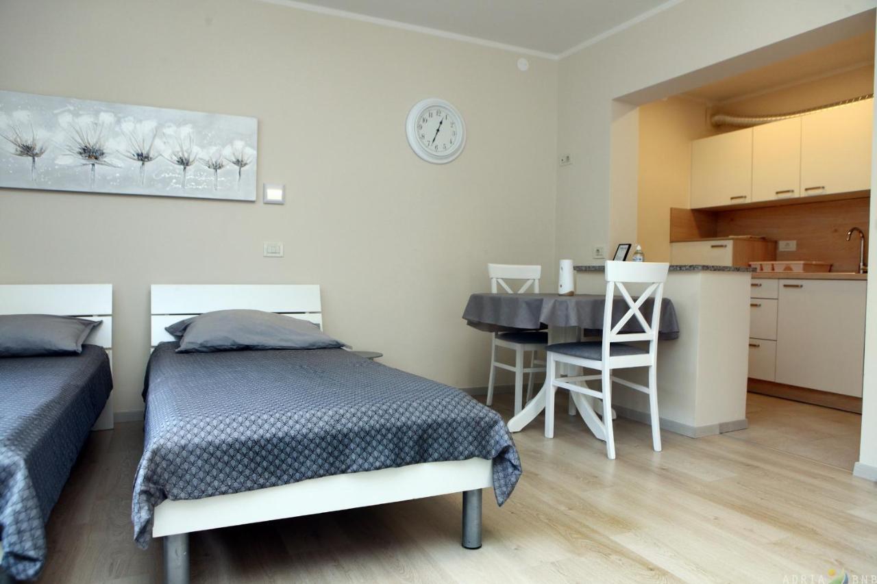 Spacious Izola Apartment Sl エクステリア 写真