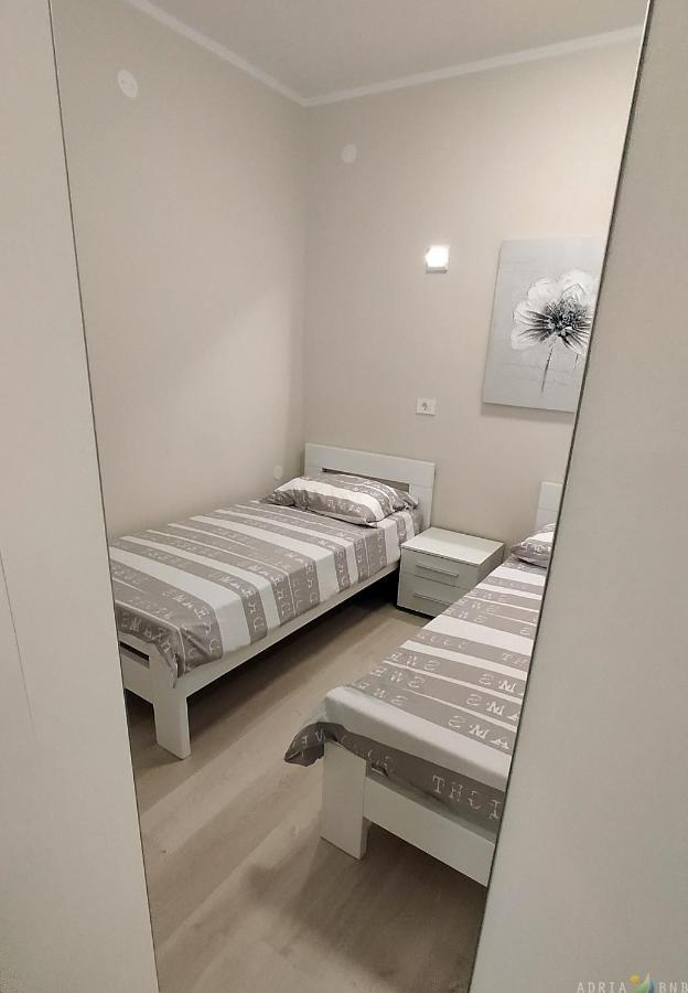 Spacious Izola Apartment Sl エクステリア 写真