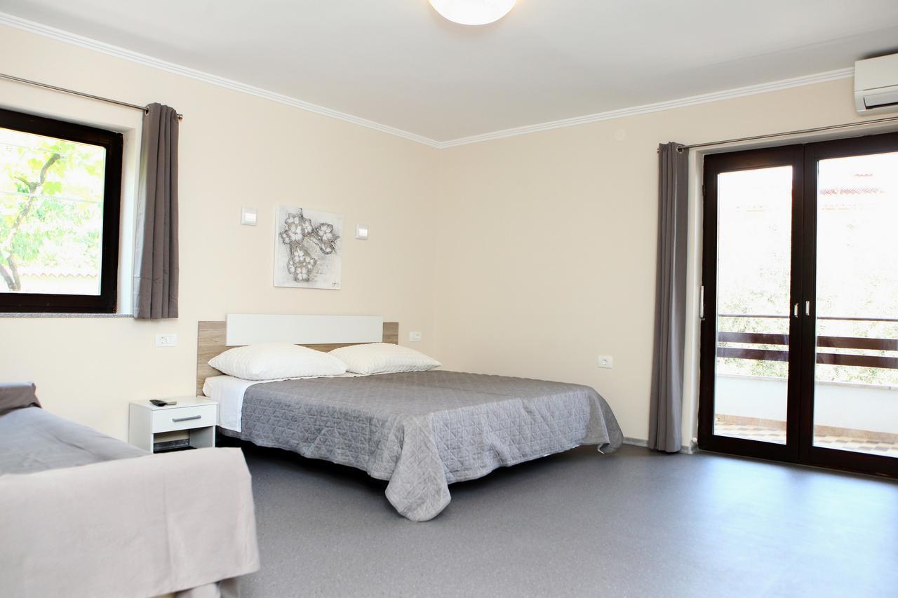 Spacious Izola Apartment Sl エクステリア 写真